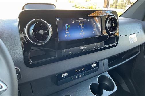 2026 Mercedes-Benz Sprinter 2500 Cargo 144 WB