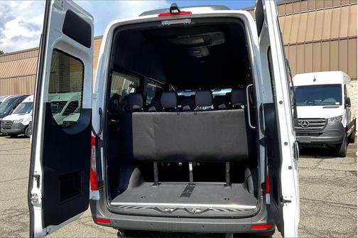 2025 Mercedes-Benz Sprinter 2500 Standard Roof