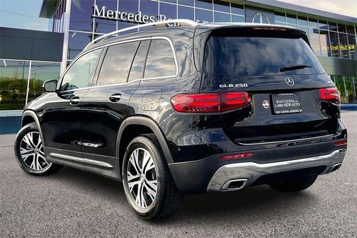 2025 Mercedes-Benz GLB 250 4MATIC