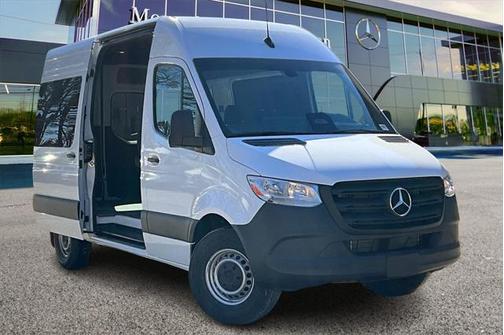 2025 Mercedes-Benz Sprinter 2500