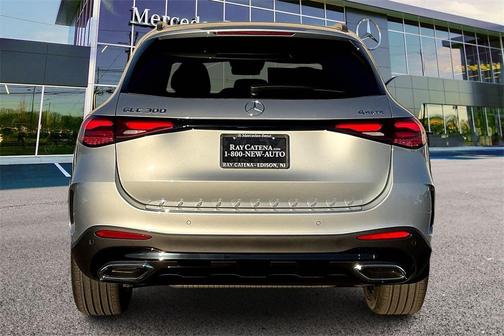 2026 Mercedes-Benz GLC 300 4MATIC