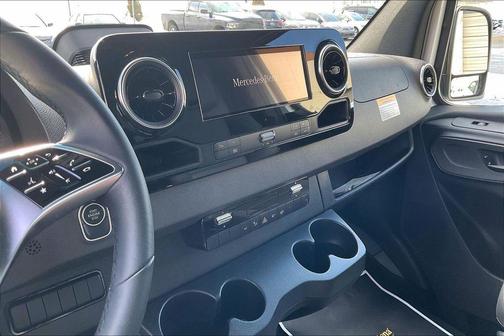 2026 Mercedes-Benz Sprinter 2500 Cargo 144 WB