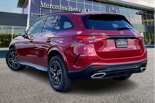 2025 Mercedes-Benz GLC 300 4MATIC