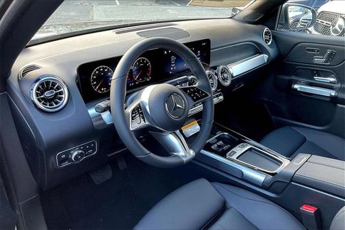 2026 Mercedes-Benz GLB 250 4MATIC