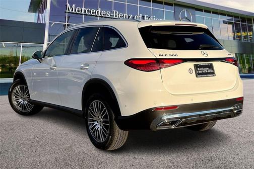 2026 Mercedes-Benz GLC 300 4MATIC