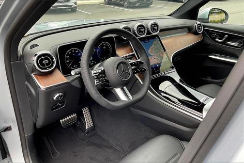 2025 Mercedes-Benz GLC 350e Base