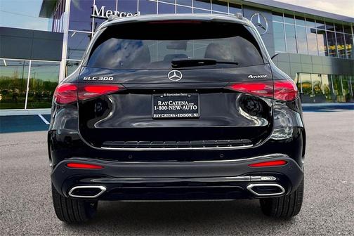 2026 Mercedes-Benz GLC 300 4MATIC