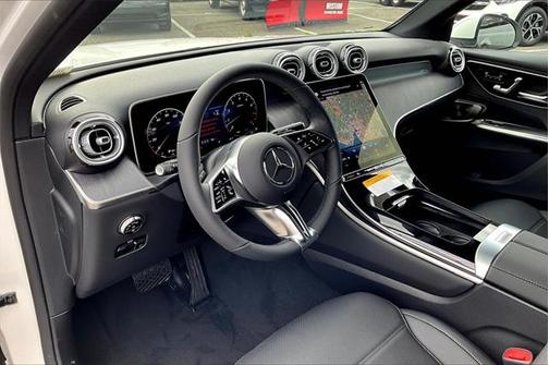 2025 Mercedes-Benz GLC 300 4MATIC