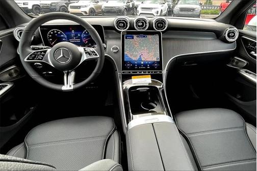 2025 Mercedes-Benz GLC 300 4MATIC