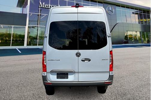 2025 Mercedes-Benz Sprinter 2500 Crew 170 WB