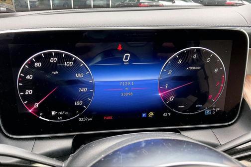 White 2023 Mercedes-Benz GLC 300 4MATIC