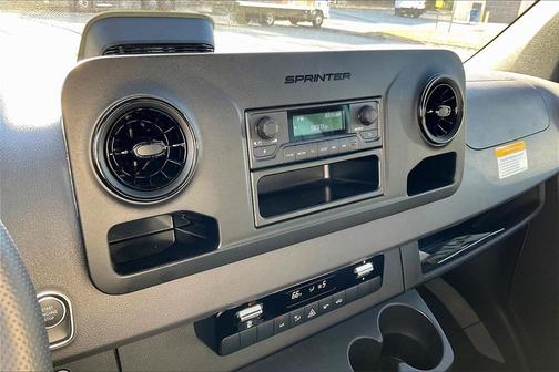 2025 Mercedes-Benz Sprinter 2500 Standard Roof