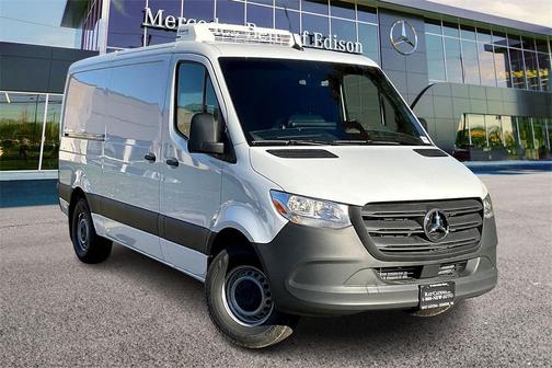 2025 Mercedes-Benz Sprinter 2500 Standard Roof
