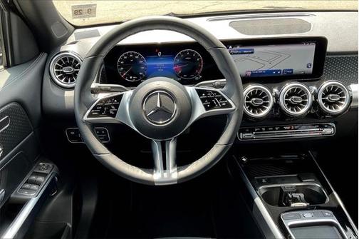 2025 Mercedes-Benz GLB 250 4MATIC