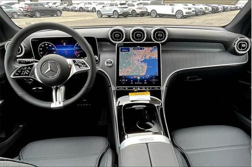 2025 Mercedes-Benz GLC 300 4MATIC