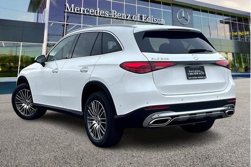 2025 Mercedes-Benz GLC 300 4MATIC