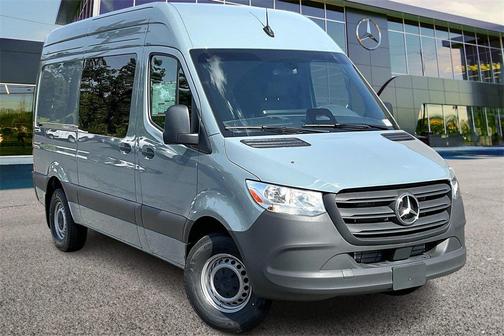 2025 Mercedes-Benz Sprinter 2500 Cargo 144 WB