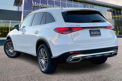 2026 Mercedes-Benz GLC 300 4MATIC