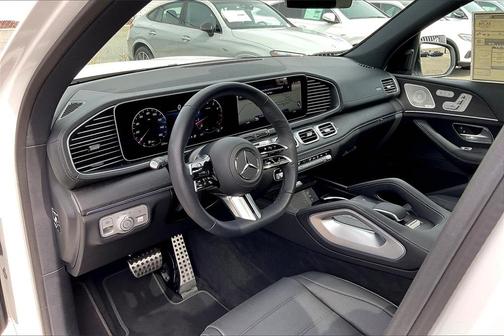 2025 Mercedes-Benz GLS 450 4MATIC