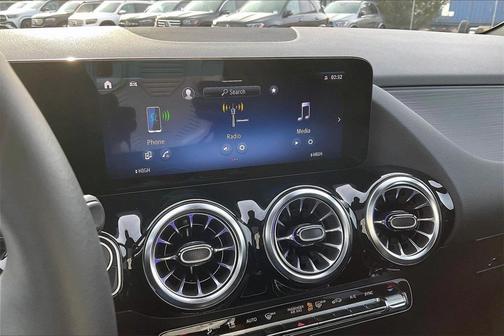 2026 Mercedes-Benz GLA 250 4MATIC