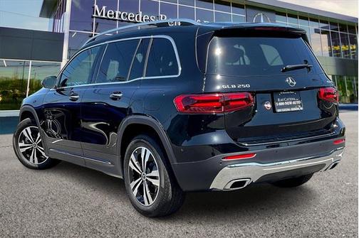 2025 Mercedes-Benz GLB 250 4MATIC