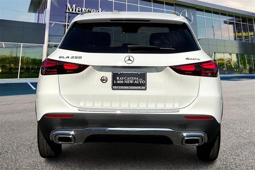 2026 Mercedes-Benz GLA 250 4MATIC