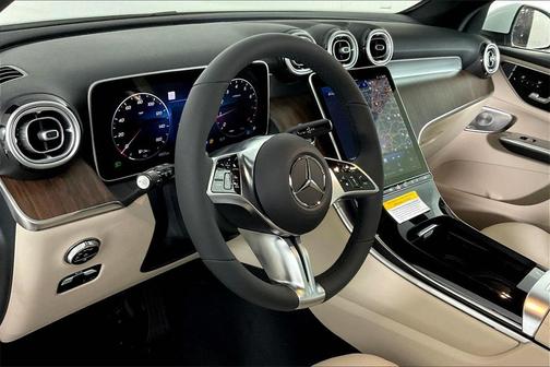 2026 Mercedes-Benz GLC 300 4MATIC