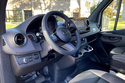 2026 Mercedes-Benz Sprinter 2500 High Roof