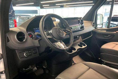 Arctic White 2026 Mercedes-Benz Sprinter 2500