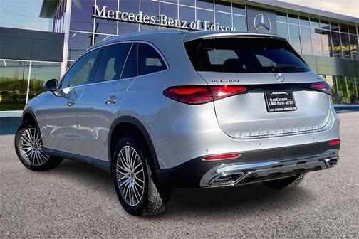 2026 Mercedes-Benz GLC 300 4MATIC