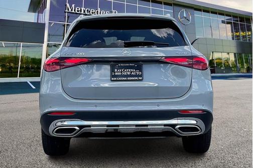 2025 Mercedes-Benz GLC 300 4MATIC