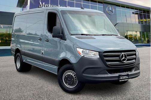 2024 Mercedes-Benz Sprinter 3500 Standard Roof
