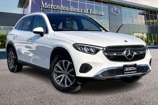 Polar White 2026 Mercedes-Benz GLC 300 4MATIC