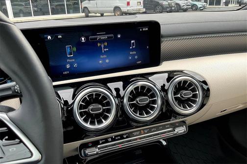 2025 Mercedes-Benz CLA 250 4MATIC