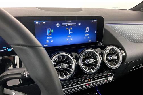 2026 Mercedes-Benz GLA 250 4MATIC