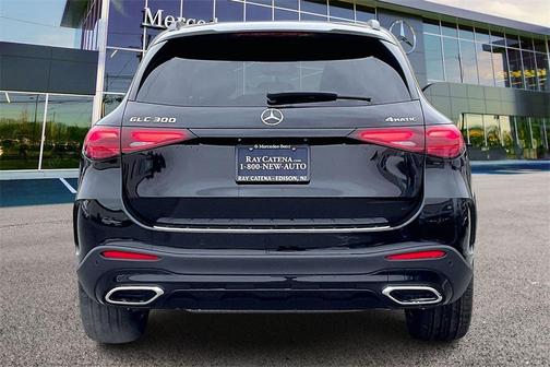 2026 Mercedes-Benz GLC 300 4MATIC
