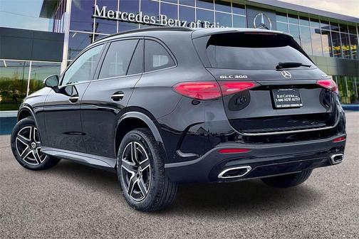 2026 Mercedes-Benz GLC 300 4MATIC