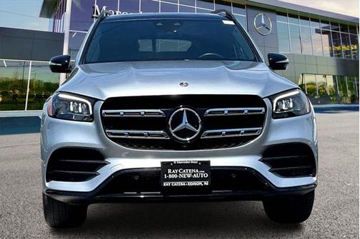 2022 Mercedes-Benz GLS 450 4MATIC