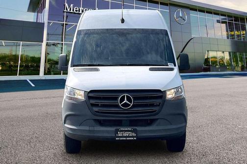 Arctic White 2021 Mercedes-Benz Sprinter 2500 High Roof
