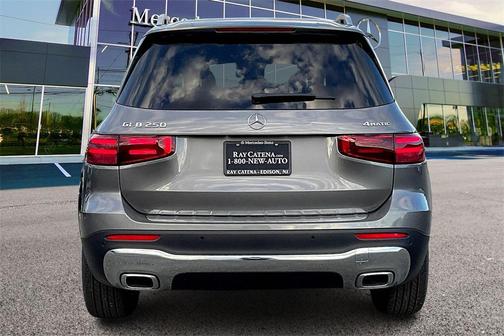 2026 Mercedes-Benz GLB 250 4MATIC