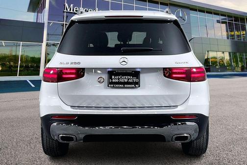 2024 Mercedes-Benz GLB 250 4MATIC