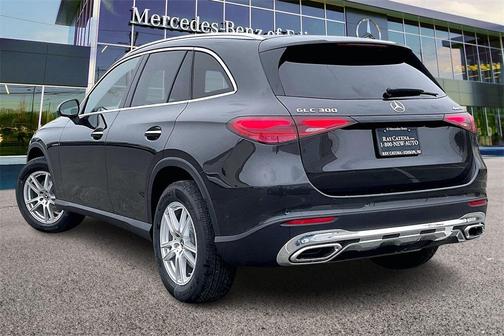 2026 Mercedes-Benz GLC 300 4MATIC