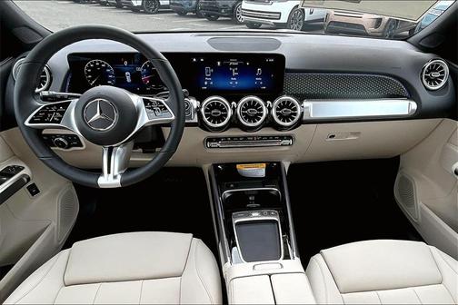 2025 Mercedes-Benz GLB 250 4MATIC