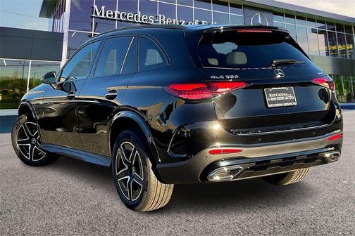 2026 Mercedes-Benz GLC 300 4MATIC