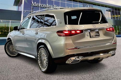 2025 Mercedes-Benz Maybach GLS 600 4MATIC