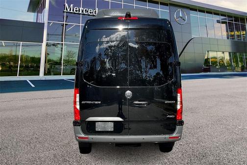 2026 Mercedes-Benz Sprinter 2500 High Roof
