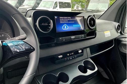2025 Mercedes-Benz Sprinter 2500 High Roof