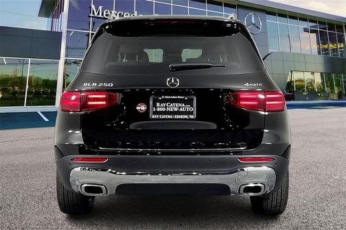 2026 Mercedes-Benz GLB 250 4MATIC