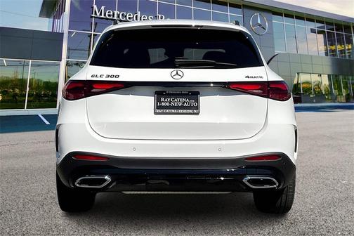 2026 Mercedes-Benz GLC 300 4MATIC