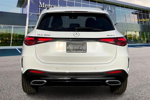 2026 Mercedes-Benz GLC 300 4MATIC